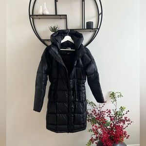 The North Face Puffer Down Coat/Parka- Black Size Small